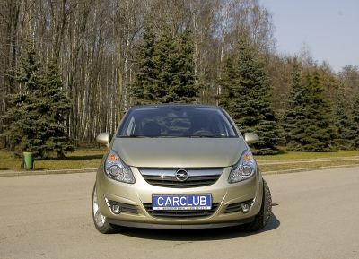 ������ Corsa�
